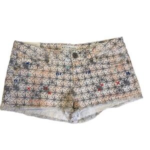 NWT Bullhead FRAYED SHORTS WHITE W MULTICOLOR PRINT SIZE 7